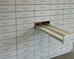 Meble apteczne-magazynowe szuflady głębokiego sprzedam używane